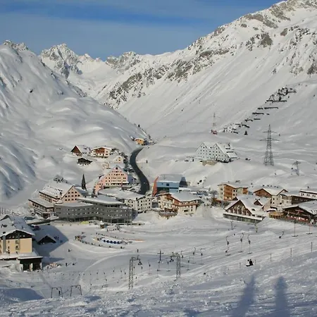 Hotell Valluga Sankt Christoph Am Arlberg
